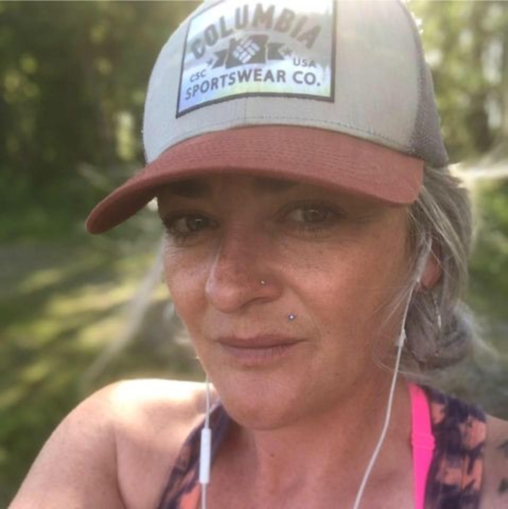 Meet your Posher, Cindy